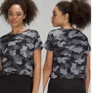 Lululemon Cates Short Sleeve Training Tee Heritage Speckle Camo Crop size 8